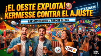 Multitud de jóvenes celebrando en la super kermesse del bar Ámsterdam en Parque Leloir, Ituzaingó, como forma de resistencia al ajuste económico.