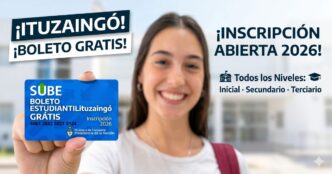 Estudiante de Ituzaingó mostrando su tarjeta SUBE para el Boleto Estudiantil gratuito 2026