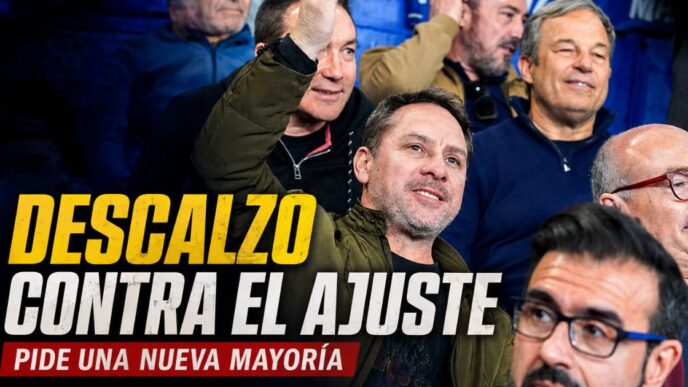 Pablo Descalzo contra el ajuste durante un acto político con jóvenes en la provincia de Buenos Aires.